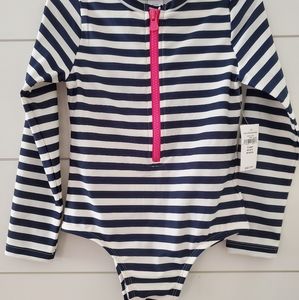 Gap Kids One Piece Long Sleeve Swimsuit (size 5)
